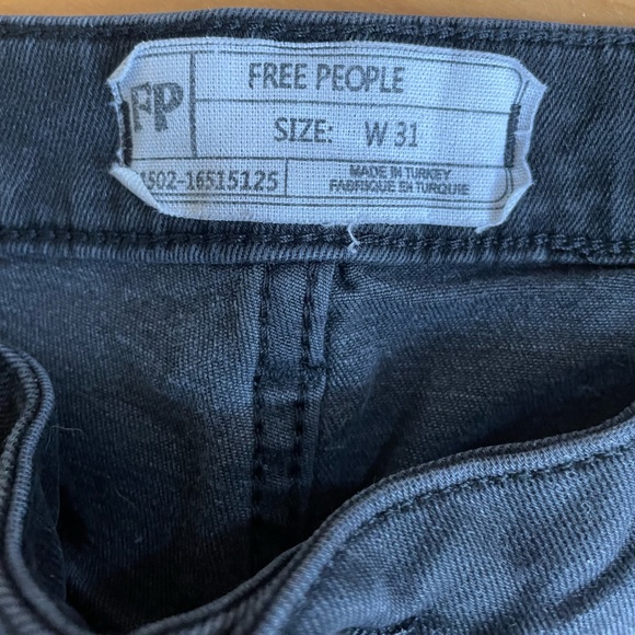 Free People Cropped Jeans - Picture 2 of 4